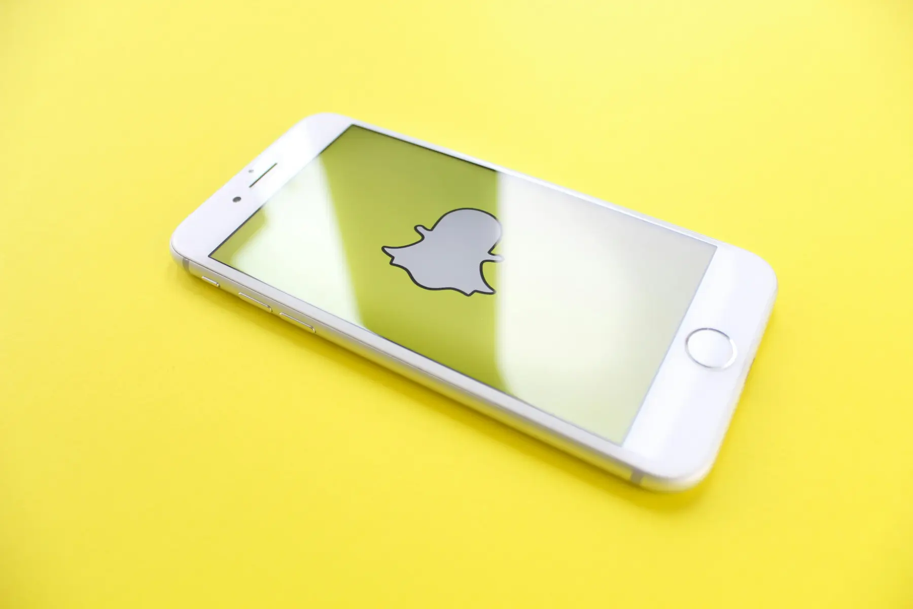 Snapchat’s New Advertising Enhancements for Q2 2024