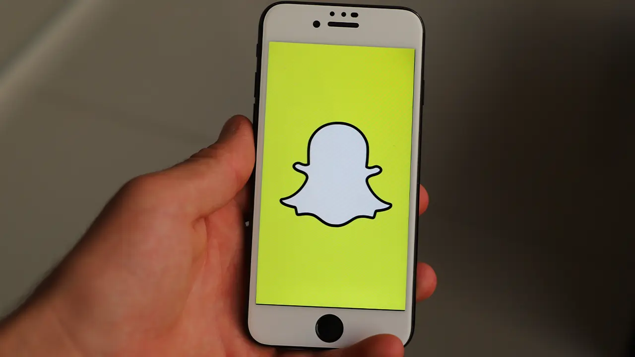 Snapchat Introduces Interactive Ads to Chat Inbox