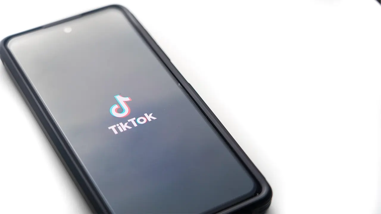 TikTok’s Affiliate Comment Link: A New Tool for Creators to Unlock More Earning Potential.